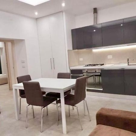 Appartamento Moderno A 15 Minuti Dal Centro Di Roma Exterior photo