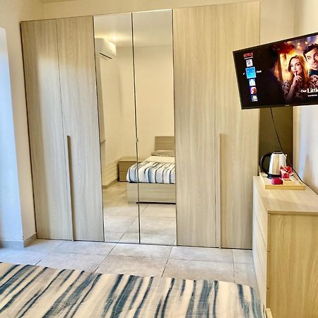 Appartamento Moderno A 15 Minuti Dal Centro Di Roma Exterior photo