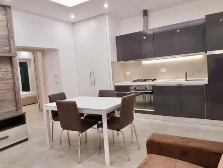 Appartamento Moderno A 15 Minuti Dal Centro Di Roma Exterior photo